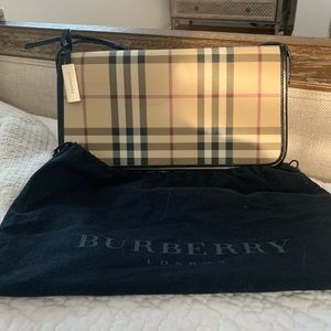 Burberry vintage shoulder flap bag Nova check